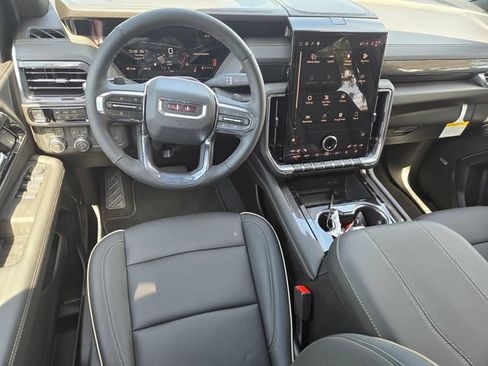 New 2026 GMC Yukon XL Elevation AWD/4WD image 8