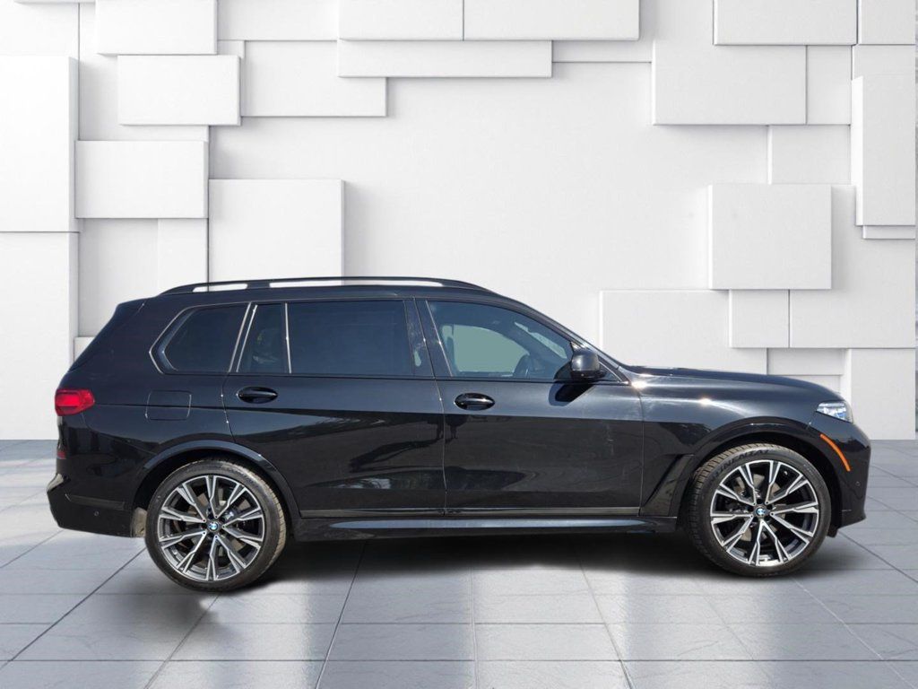 Used 2021 BMW X7 M50i AWD/4WD image 4
