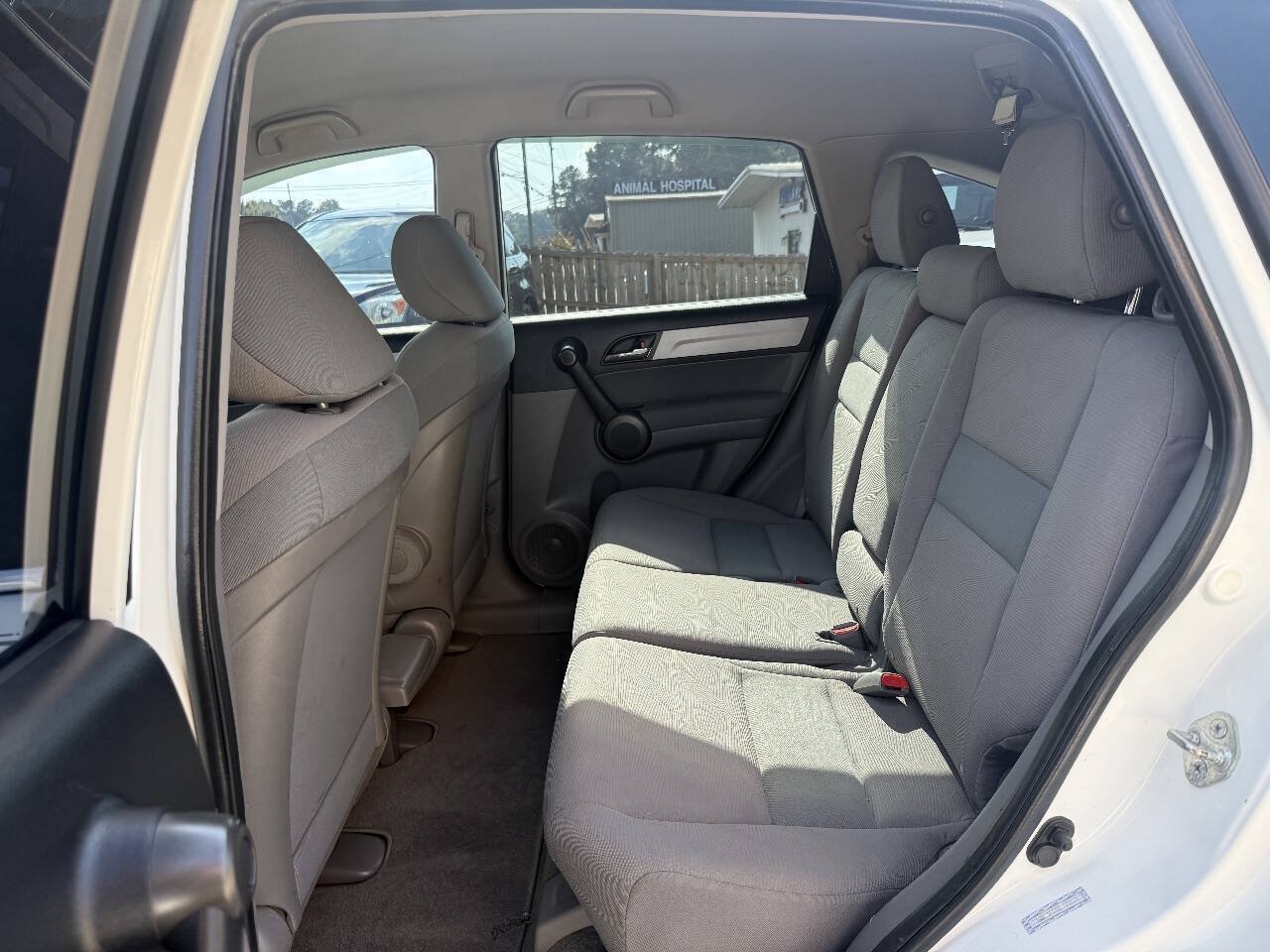 Used 2011 Honda CR-V LX image 11