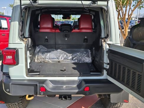 Used 2024 Jeep Wrangler Unlimited Rubicon 392 image 37