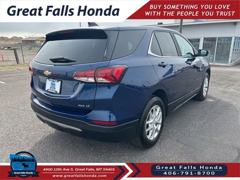 Used 2022 Chevrolet Equinox LT w/ Driver Convenience Package image 9
