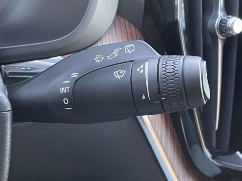 Used 2024 Volvo XC60 T8 Ultimate w/ Protection Package Premier image 13