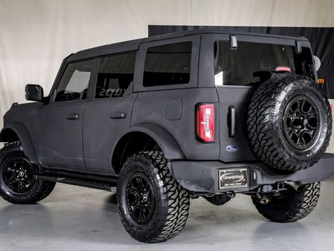 Used 2022 Ford Bronco Wildtrak image 10