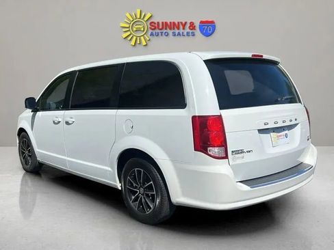 Used 2019 Dodge Grand Caravan GT FWD image 6