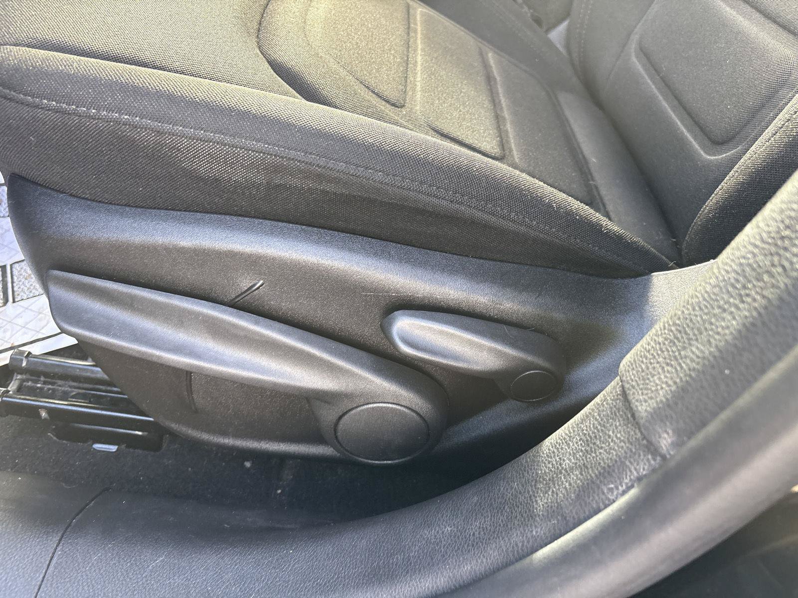 Used 2022 Jeep Renegade Latitude AWD/4WD image 14