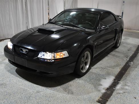Used 2002 Ford Mustang GT image 29