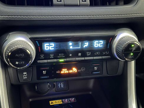 Used 2023 Toyota RAV4 Limited image 14