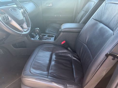 Used 2019 Ford Flex SEL w/ Equipment Group 202A image 2