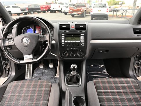 Used 2009 Volkswagen GTI 2-Door image 11