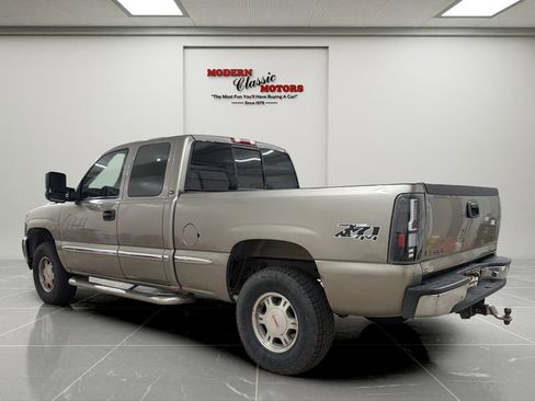 Used 2001 GMC Sierra 1500 4x4 Extended Cab w/ SLT Marketing Option Pkg image 3