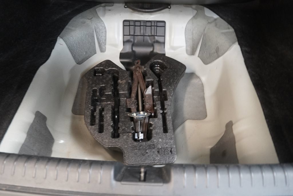 Used 2013 Honda Civic EX-L image 11
