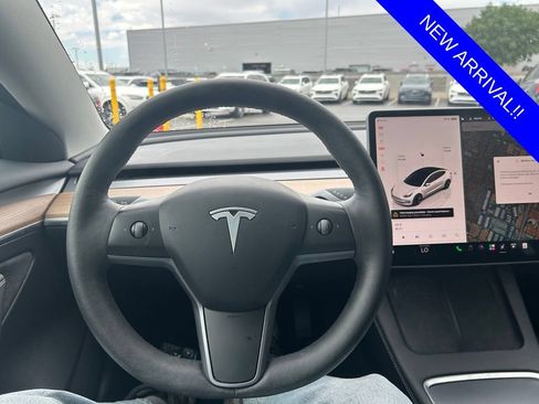 Used 2023 Tesla Model 3 Standard Range RWD image 13