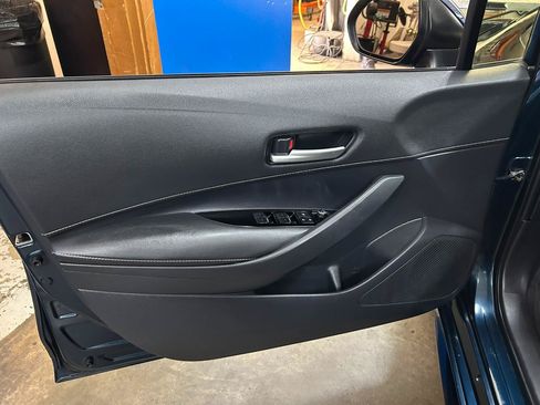 Used 2019 Toyota Corolla SE FWD image 16