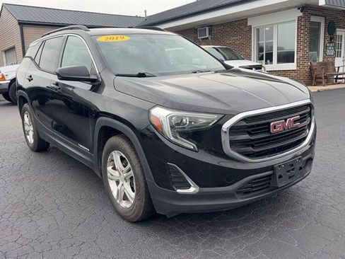 Used 2019 GMC Terrain SLE w/ Driver Convenience Package FWD image 2