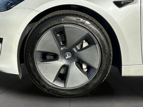 Used 2022 Tesla Model 3 image 5