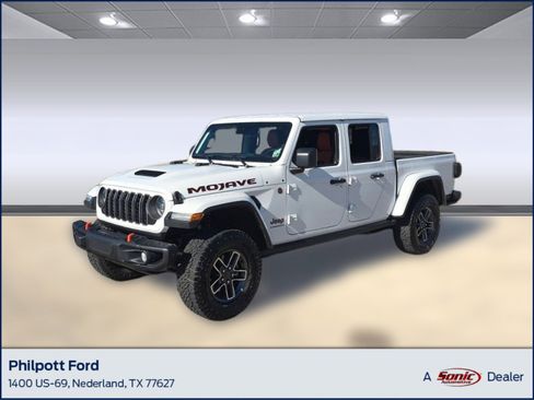 Used 2025 Jeep Gladiator Mojave image 1