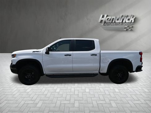 Used 2024 Chevrolet Silverado 1500 ZR2 w/ Technology Package image 8