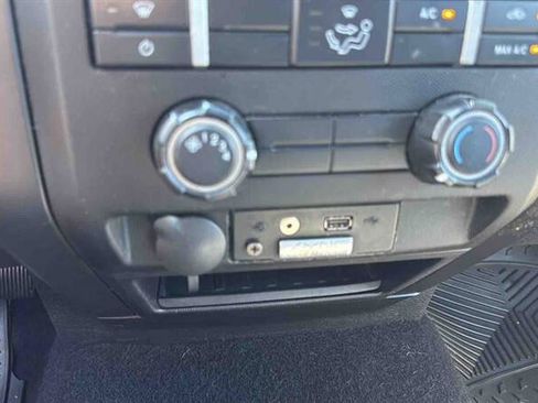 Used 2014 Ford F150 XL w/ Equipment Group 101A Mid AWD/4WD image 27