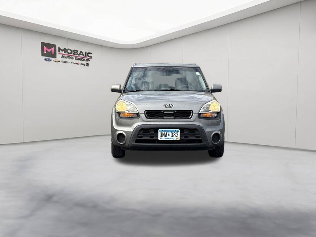 Used 2013 Kia Soul FWD image 3