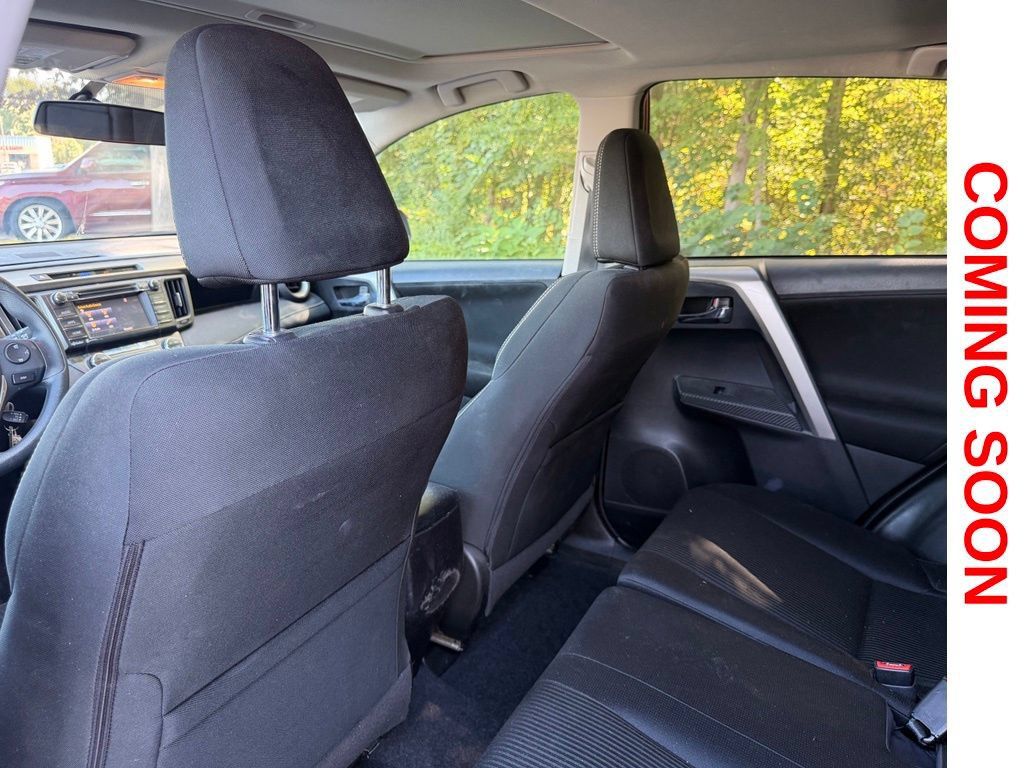 Used 2015 Toyota RAV4 XLE AWD/4WD image 12