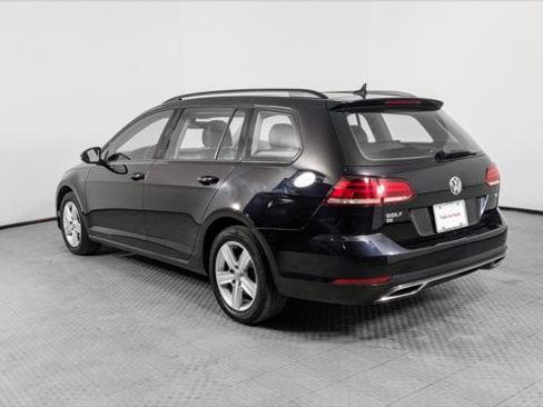 Used 2018 Volkswagen Golf SE FWD image 6