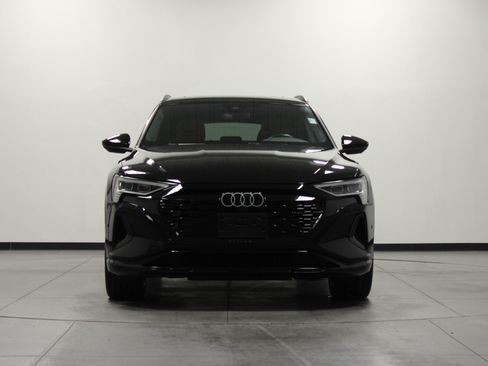 Used 2024 Audi Q8 e-tron Premium Plus w/ Premium Plus Package AWD/4WD image 9