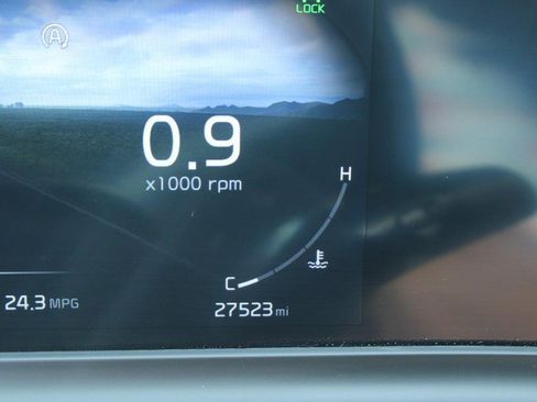 Used 2024 Kia Seltos EX image 19