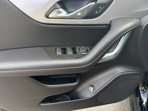 Used 2024 Chevrolet Blazer LT w/ Convenience Package image 10