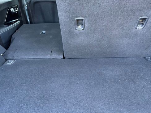 Used 2020 Kia Niro EX image 32