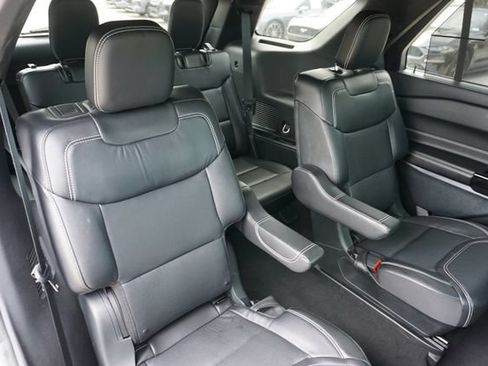 Used 2023 Ford Explorer ST w/ Equipment Group 401A AWD/4WD image 33