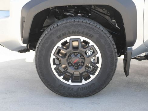 New 2026 Toyota Tacoma TRD Off-Road AWD/4WD image 10