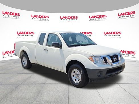 Used 2016 Nissan Frontier S RWD image 1