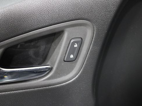 Used 2022 Chevrolet Colorado ZR2 image 8