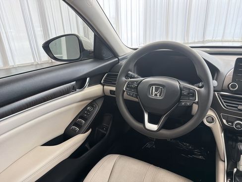 Used 2020 Honda Accord EX image 27