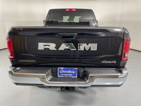 New 2025 RAM 2500 Big Horn AWD/4WD image 7