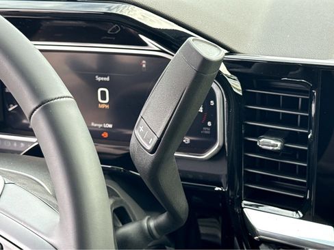 New 2026 GMC Sierra 2500 SLE w/ SLE Value Package; image 22