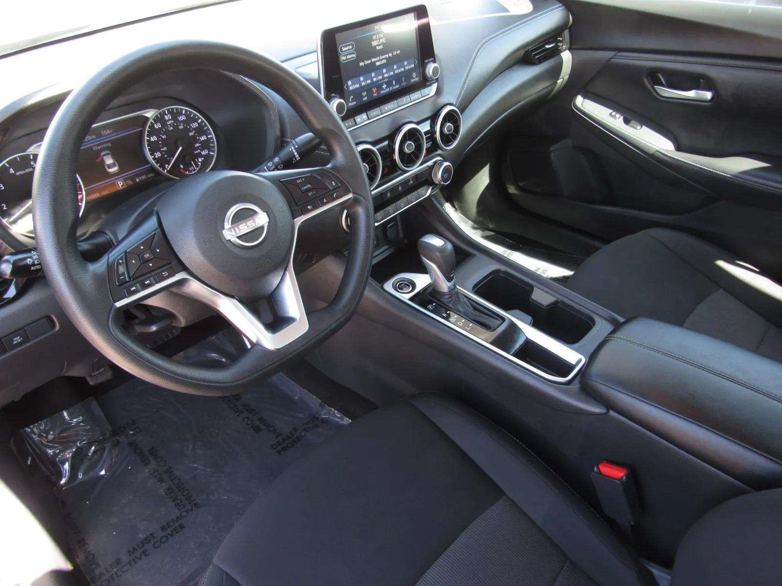 Used 2024 Nissan Sentra SV FWD image 14