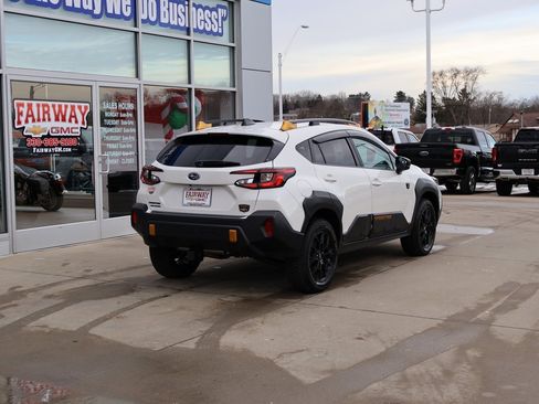 Used 2025 Subaru Crosstrek 2.5i Wilderness image 3