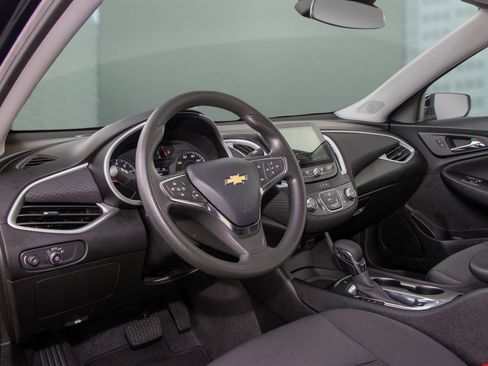 Used 2024 Chevrolet Malibu LS image 10