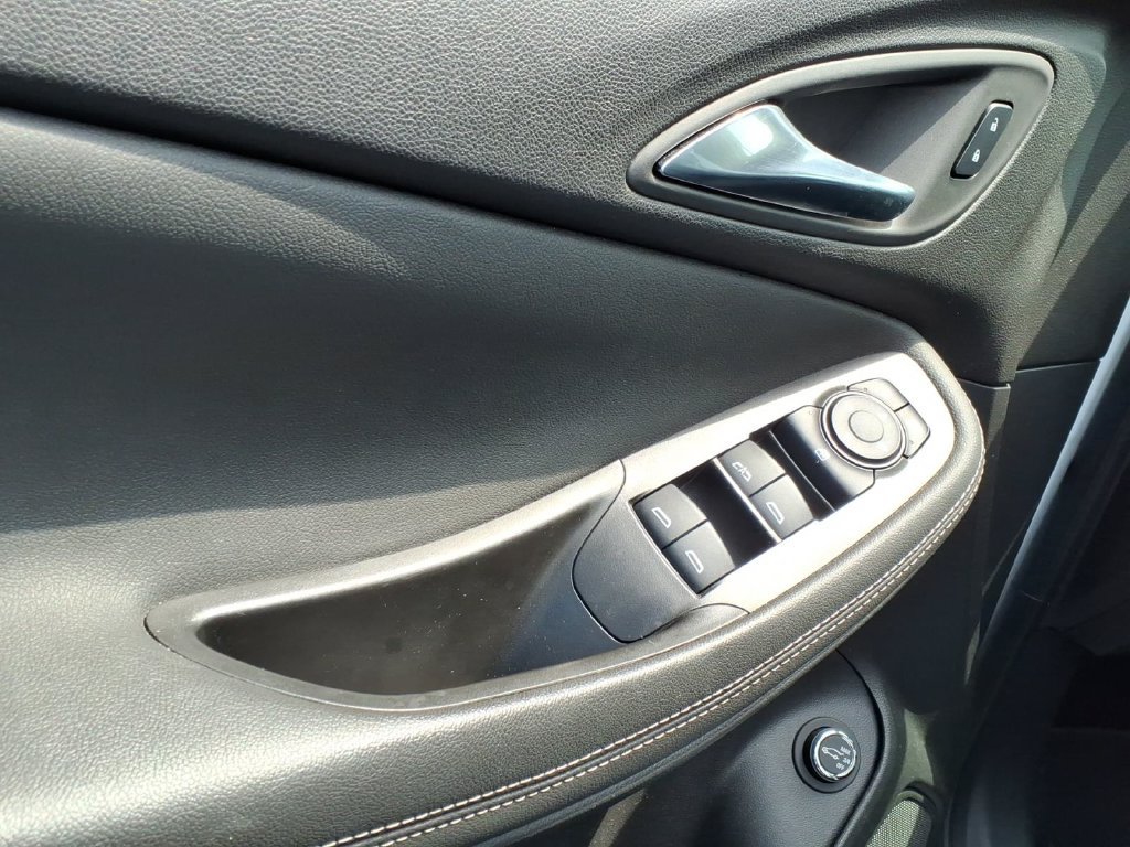 Used 2024 Buick Encore GX Preferred FWD image 14