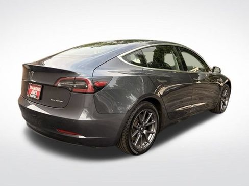 Used 2019 Tesla Model 3 Long Range AWD/4WD image 3
