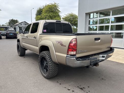 Used 2005 Toyota Tacoma 4x4 Double Cab w/ TRD Off-Road Pkg #2 image 3