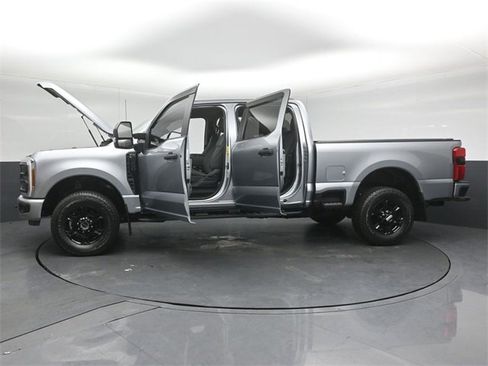 Used 2024 Ford F250 XL w/ STX Appearance Package image 54