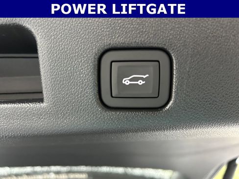 New 2026 GMC Acadia AT4 image 18