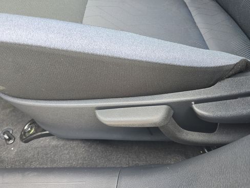 Used 2024 Nissan Versa SV w/ Trunk Package image 7