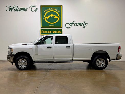 Used 2021 RAM 2500 Tradesman w/ Chrome Appearance Group image 5