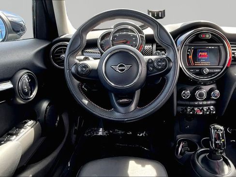 Used 2020 MINI Cooper S FWD image 8