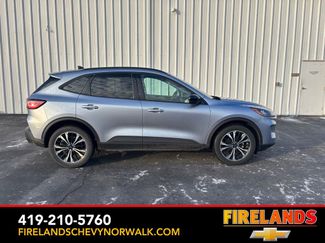 Used 2022 Ford Escape SE w/ SE Sport Appearance Package 360° Tour