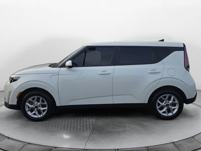 Used 2025 Kia Soul LX w/ LX Technology Package