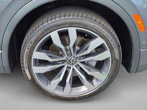 Used 2022 Volkswagen Tiguan SEL R-Line AWD/4WD image 23